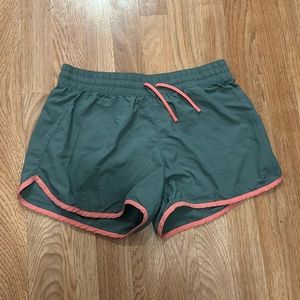 Columbia Gray Coral Athletics Shorts Sz M